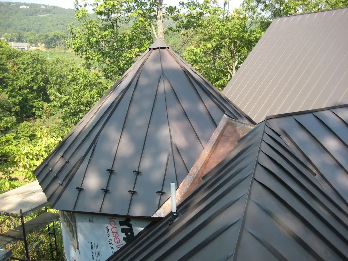 Professional Shingle Replacement & Repair by Craftsman Roofing in Houston